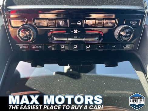 Used 2024 Jeep Grand Cherokee Limited w/ Luxury Tech Group II AWD/4WD image 29