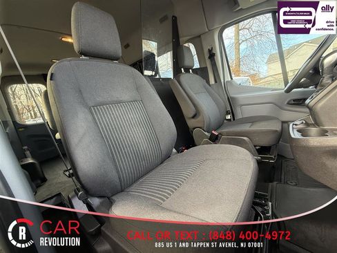 Used 2019 Ford Transit 150 XLT image 33
