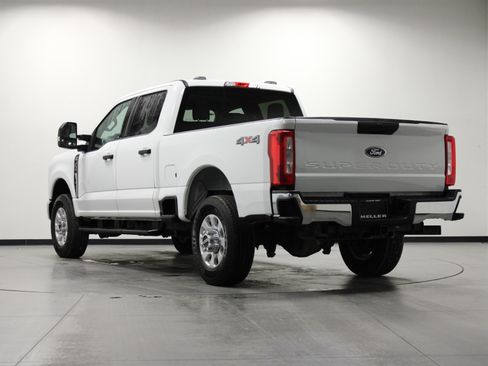 Used 2023 Ford F350 XLT image 6