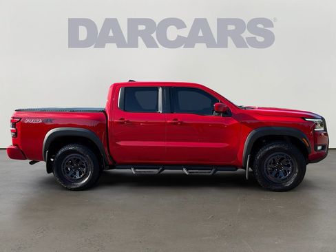 Used 2025 Nissan Frontier PRO-4X AWD/4WD image 8