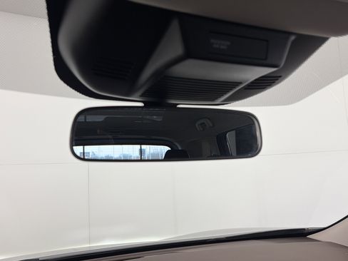 Used 2023 Nissan Rogue SV image 28