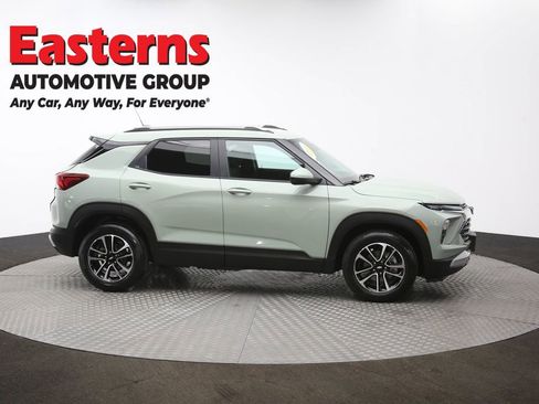 Used 2026 Chevrolet TrailBlazer LT w/ Driver Confidence Package image 45