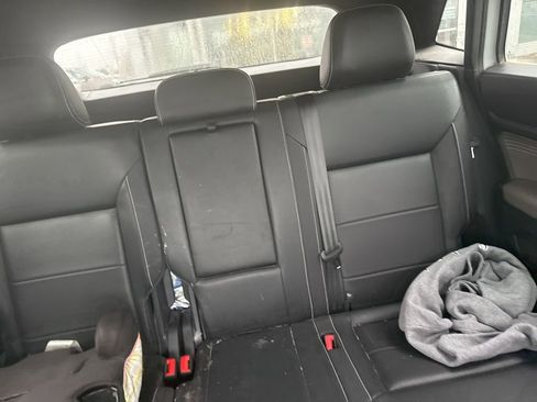 Used 2023 Volkswagen Atlas Cross Sport SEL R-Line image 15