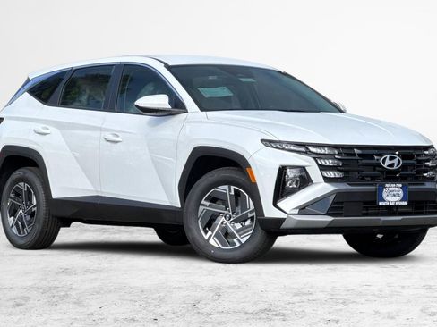 New 2026 Hyundai Tucson Blue SE AWD/4WD image 2