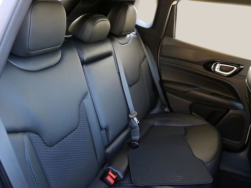 New 2026 Jeep Compass Latitude AWD/4WD image 17