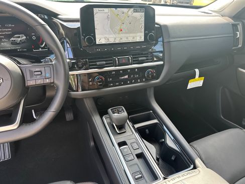 New 2025 Nissan Pathfinder Platinum w/ Cargo Package image 32