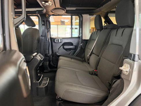 Used 2023 Jeep Wrangler Unlimited w/ Sun & Screen Package AWD/4WD image 24