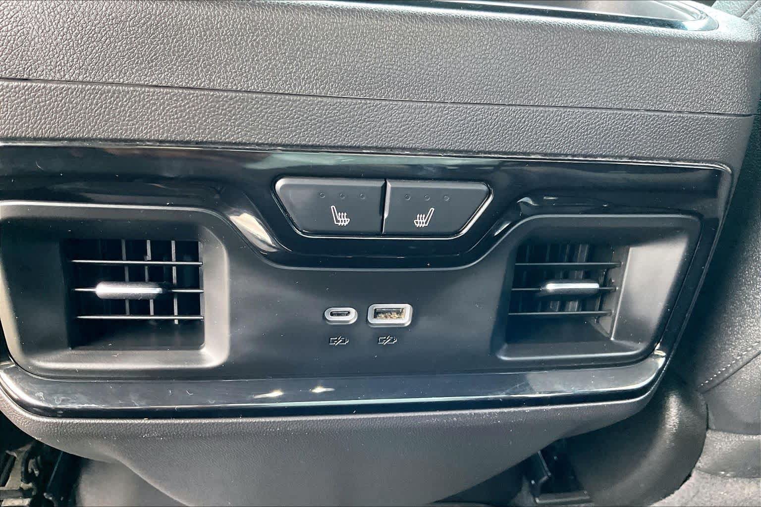 Certified 2025 GMC Sierra 1500 AT4 AWD/4WD image 31