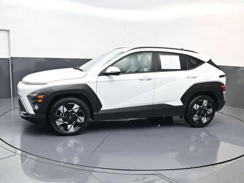 Certified 2025 Hyundai Kona SEL FWD image 7
