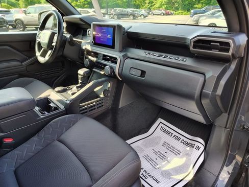 Certified 2024 Toyota Tacoma SR w/ SR Upgrade Package AWD/4WD image 19
