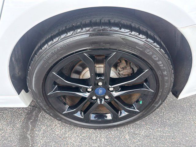 Used 2020 Ford Fusion SE w/ Equipment Group 151A FWD image 11
