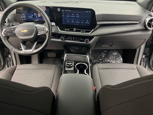 Used 2026 Chevrolet Equinox LT FWD image 34