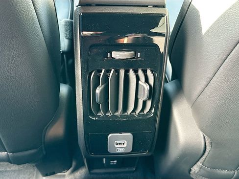 New 2026 Jeep Compass Latitude image 26