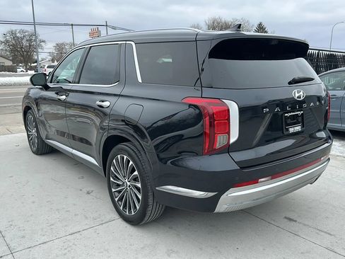 Used 2023 Hyundai Palisade Calligraphy image 6