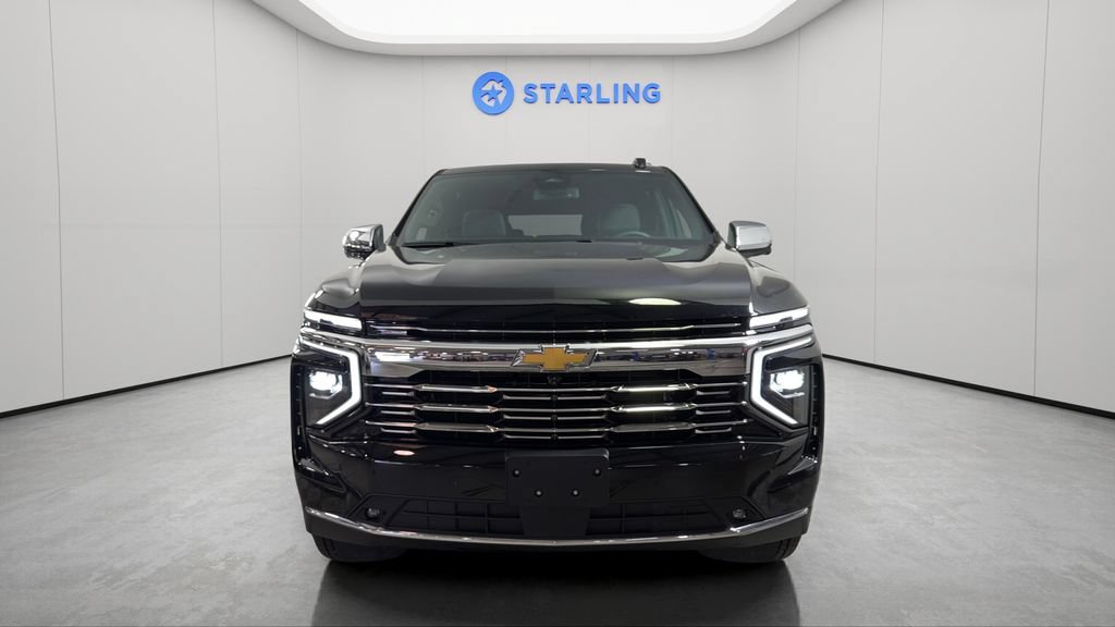 Used 2026 Chevrolet Suburban Premier AWD/4WD image 15