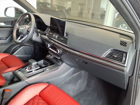 Used 2023 Audi SQ5 Premium Plus w/ Premium Plus Package image 21