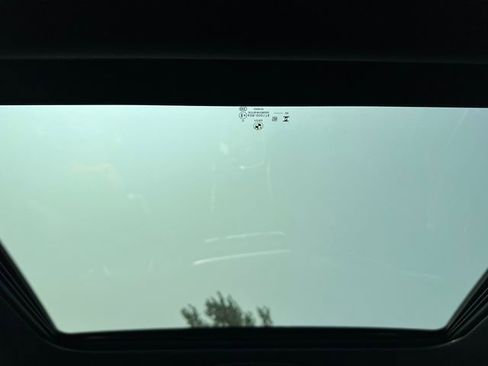 Used 2024 BMW 330i xDrive Sedan image 15