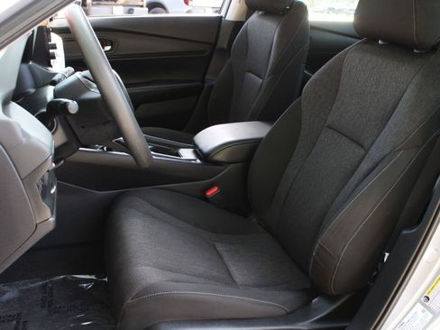 Used 2023 Honda Accord EX image 15