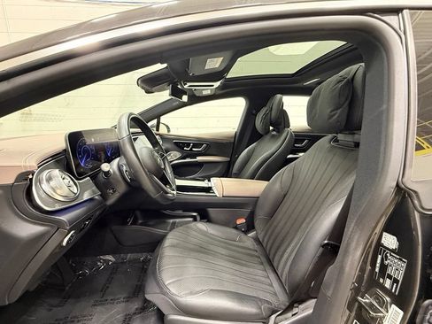 Used 2023 Mercedes-Benz EQS 450+ Sedan image 29