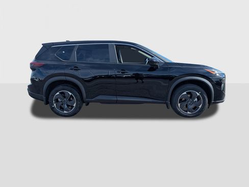 New 2026 Nissan Rogue SV image 6