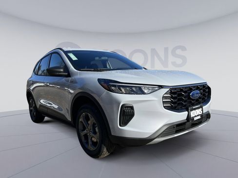 New 2026 Ford Escape ST-Line w/ Tech Pack #1 image 10