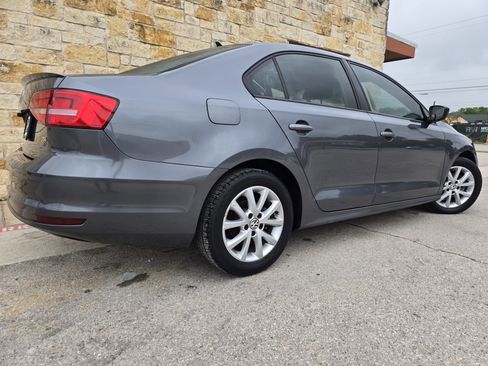Used 2015 Volkswagen Jetta SE FWD image 20