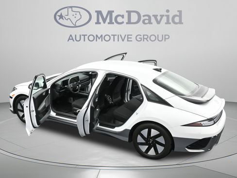 Used 2024 Hyundai Ioniq 6 SEL RWD image 44