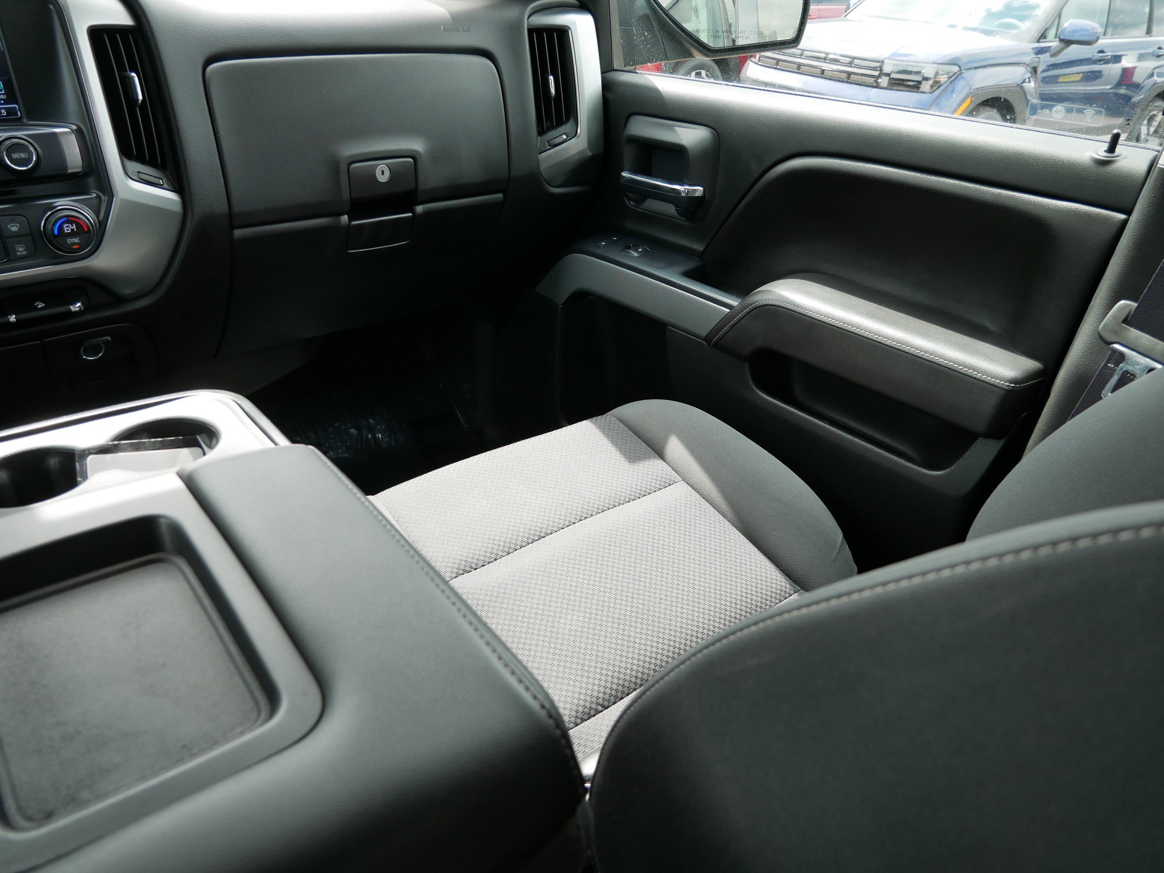 Used 2017 Chevrolet Silverado 1500 LT w/ All Star Edition AWD/4WD image 11