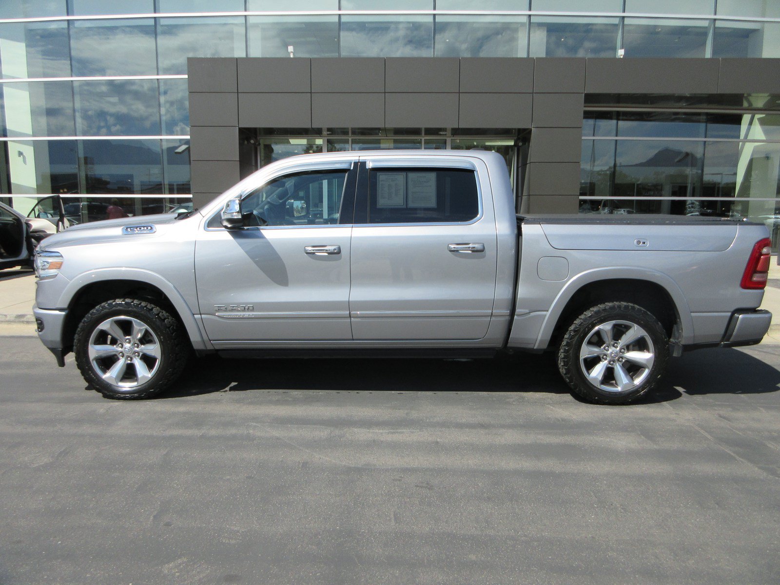 Used 2020 RAM 1500 Limited AWD/4WD image 5