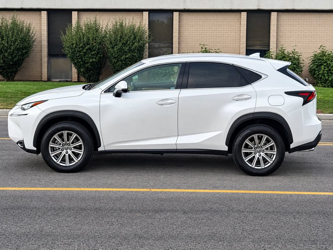 Used 2016 Lexus NX 200t FWD w/ Accessory Package image 2