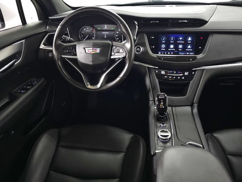 Certified 2024 Cadillac XT6 Luxury AWD/4WD image 19