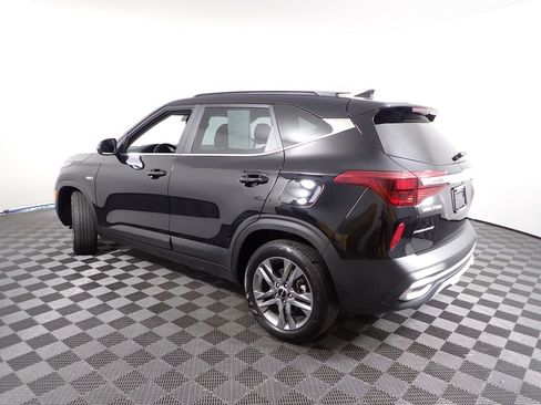 Used 2023 Kia Seltos S AWD/4WD image 11