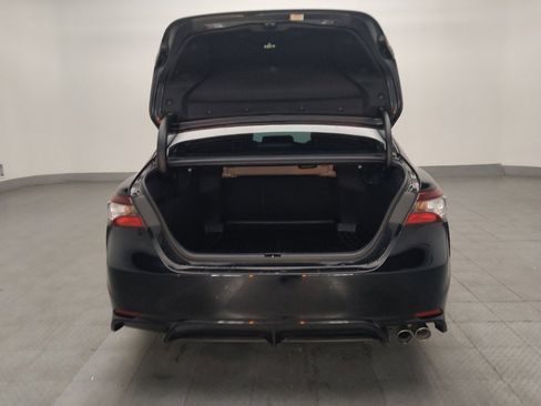Used 2021 Toyota Camry SE FWD image 29
