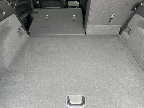 Used 2025 Cadillac Lyriq Sport image 14