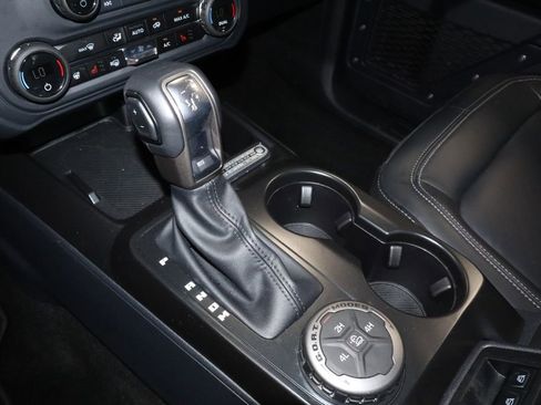 Certified 2025 Ford Bronco Outer Banks image 32