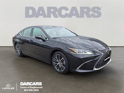 Certified 2025 Lexus ES 300h w/ Premium Package