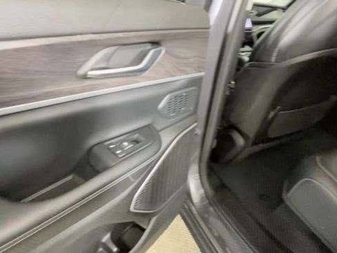 Used 2023 Jeep Grand Cherokee 30th Anniversary AWD/4WD image 16