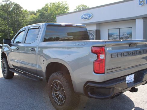 Used 2021 Chevrolet Silverado 1500 LT Trail Boss w/ Bed Protection Package AWD/4WD image 8