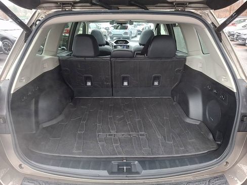Used 2019 Subaru Forester Touring image 31