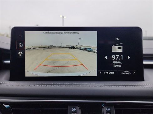 Used 2023 Genesis G70 3.3T image 19