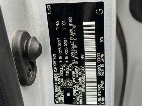 Used 2024 Toyota 4Runner SR5 image 3