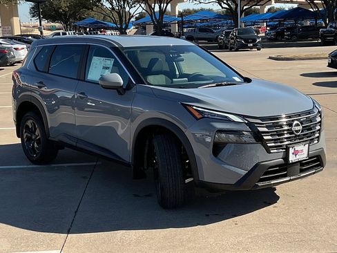 New 2026 Nissan Rogue SV image 4