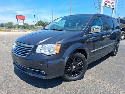 Used 2013 Chrysler Town & Country Touring-L w/ Driver Convenience Group
