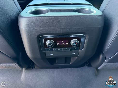 Certified 2022 Chevrolet Tahoe Z71 w/ Luxury Package AWD/4WD image 20
