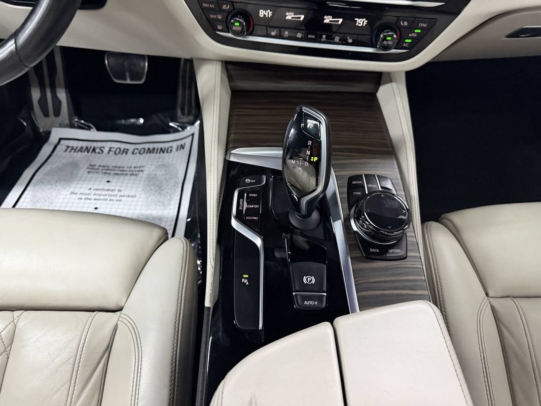 Used 2018 BMW M550i xDrive AWD/4WD image 37