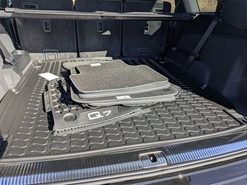 New 2026 Audi Q7 2.0T Premium image 33