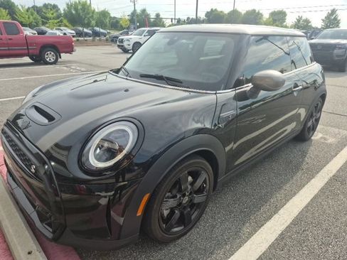 Used 2023 MINI Cooper S FWD image 1