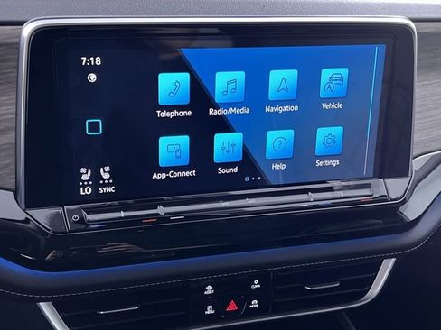 New 2025 Volkswagen Atlas SEL Premium R-Line image 26