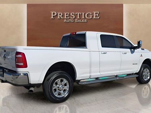 Used 2020 RAM 2500 Laramie w/ Chrome Appearance Group AWD/4WD image 12