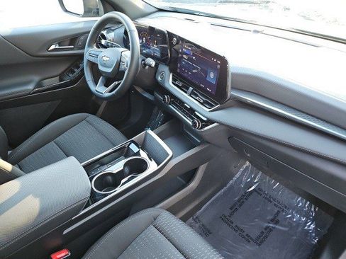 Used 2025 Chevrolet Equinox LT image 14